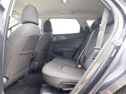 Used 2026 Kia Sportage LX FWD image 22