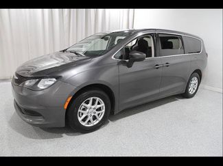 Used 2023 Chrysler Voyager LX FWD video 3