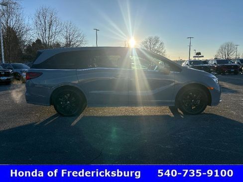 Certified 2024 Honda Odyssey Sport image 7