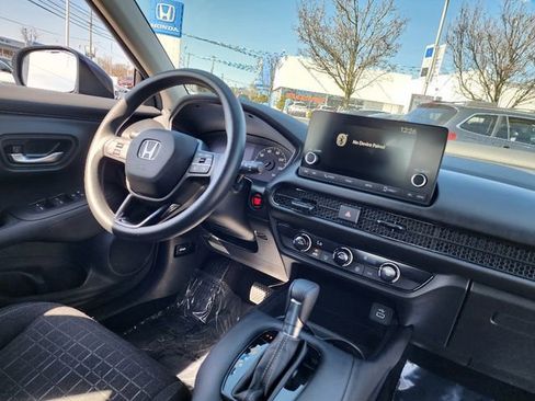 Used 2024 Honda HR-V LX image 13