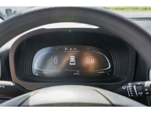 Used 2024 Hyundai Venue SE image 14