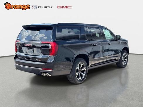 New 2026 GMC Yukon XL AT4 Ultimate AWD/4WD image 3
