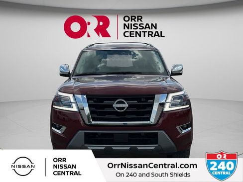Used 2024 Nissan Armada Platinum w/ Captain's Chairs Package RWD image 2