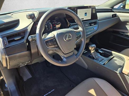 Used 2023 Lexus ES 350 w/ Accessory Package (Z1) image 10