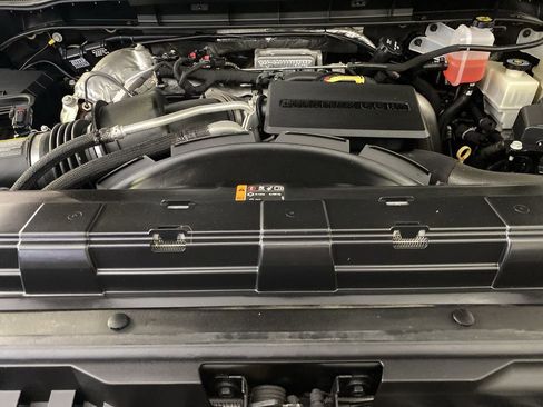 Used 2021 Chevrolet Silverado 2500 High Country AWD/4WD image 37