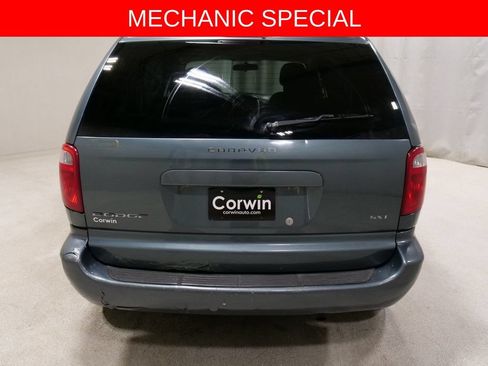 Used 2007 Dodge Caravan SXT w/ Popular Equipment Group I FWD image 12