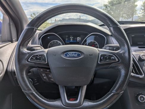 Used 2017 Ford Focus ST FWD image 15