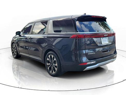 Certified 2023 Kia Carnival EX w/ Paint Protection Package FWD image 3