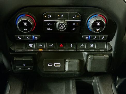 Used 2020 Chevrolet Silverado 3500 LTZ w/ LTZ Plus Package AWD/4WD image 16
