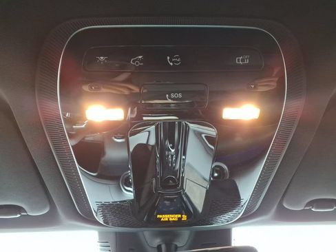 Used 2026 Mercedes-Benz GLC 300 4MATIC image 25