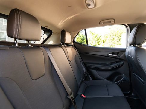 Used 2024 Buick Encore GX Preferred FWD image 16