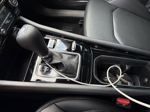 New 2025 Jeep Compass Limited w/ Sun & Sound Group image 25