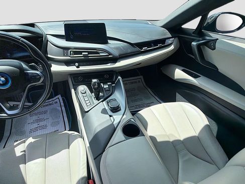 Used 2015 BMW i8 image 18