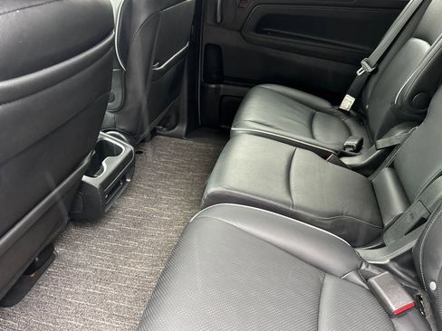 Used 2024 Honda Odyssey Elite image 9