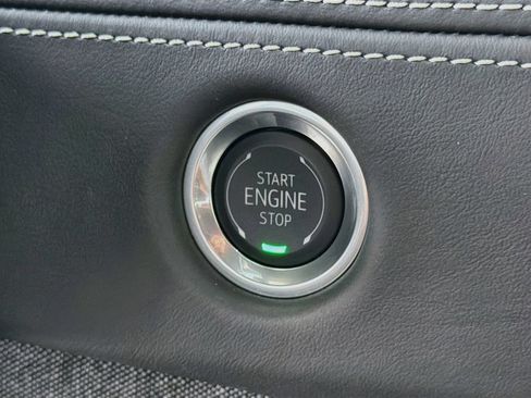 Used 2025 Cadillac Escalade Sport Platinum AWD/4WD image 36