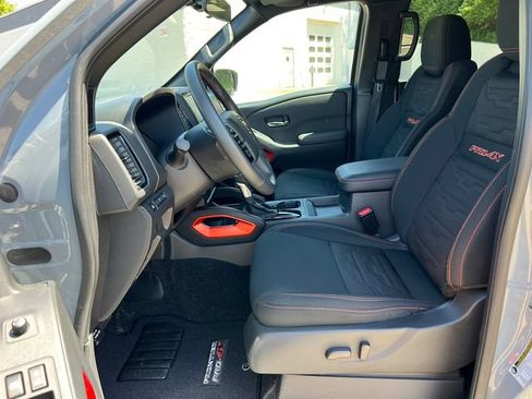 Used 2024 Nissan Frontier PRO-4X w/ Off-Road Protection Package AWD/4WD image 4