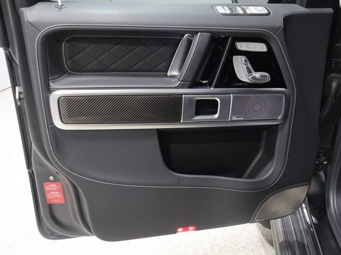 Used 2025 Mercedes-Benz G 63 AMG 4MATIC image 13