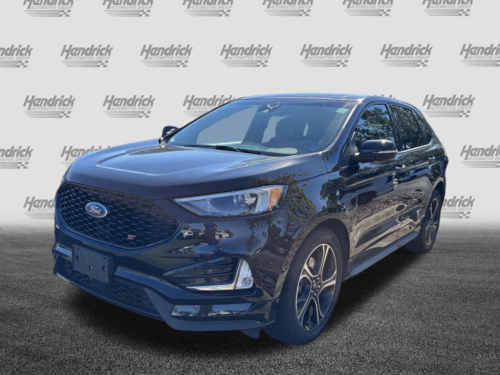 Used 2019 Ford Edge ST w/ Convenience Package AWD/4WD image 5