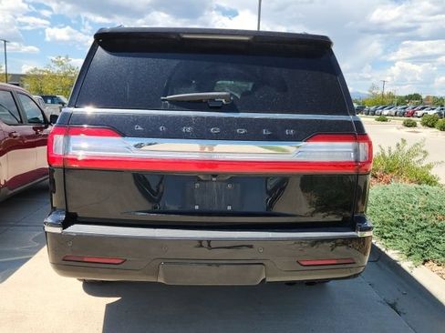 Used 2020 Lincoln Navigator Reserve w/ Equipment Group 208A Reserve AWD/4WD image 3