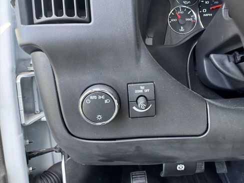 Used 2022 Chevrolet Express 3500 w/ Power Convenience Package RWD image 15