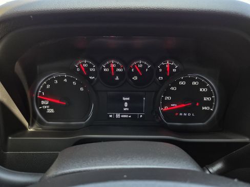 Used 2024 Chevrolet Silverado 1500 Custom Trail Boss AWD/4WD image 38