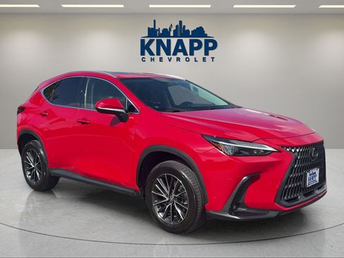 Used 2024 Lexus NX 250 FWD w/ Cold Area Package image 7