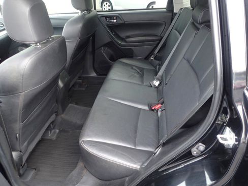 Used 2014 Subaru Forester 2.5i Limited AWD/4WD image 10