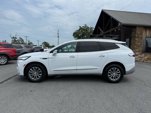 Used 2022 Buick Enclave Premium AWD/4WD image 3