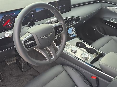 Used 2026 Genesis GV70 2.5T image 16