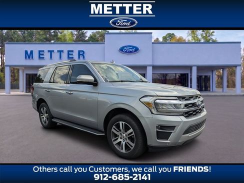 Used 2022 Ford Expedition Limited RWD image 1