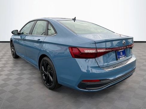 New 2026 Volkswagen Jetta SE FWD image 5