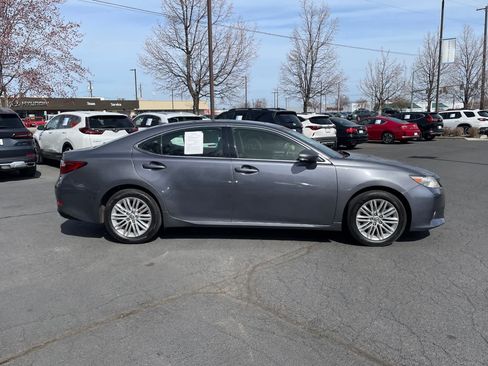 Used 2013 Lexus ES 350 4dr Sdn w/ Luxury Pkg image 6