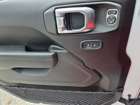 Used 2022 Jeep Wrangler Unlimited Sport AWD/4WD image 27