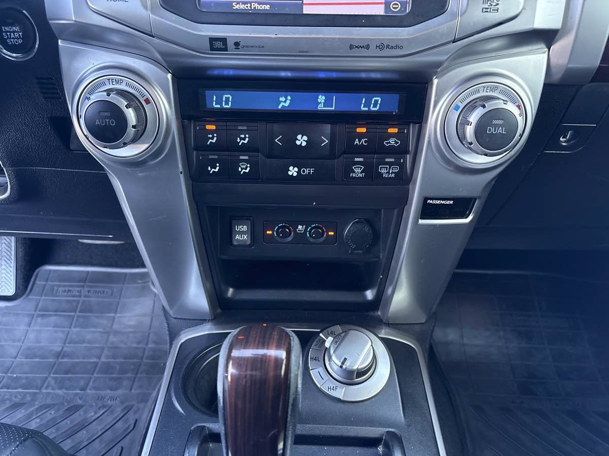 Used 2016 Toyota 4Runner Limited AWD/4WD image 25