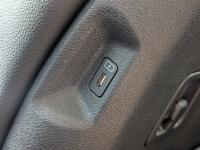 Used 2024 Kia Sportage SX FWD image 16
