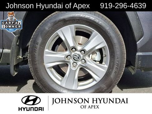 Used 2025 Toyota RAV4 XLE image 27