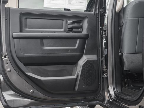 Used 2017 RAM 2500 Tradesman w/ Chrome Appearance Group image 41