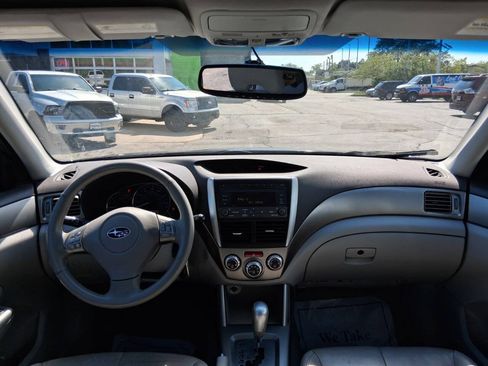 Used 2010 Subaru Forester 2.5X Limited AWD/4WD image 10