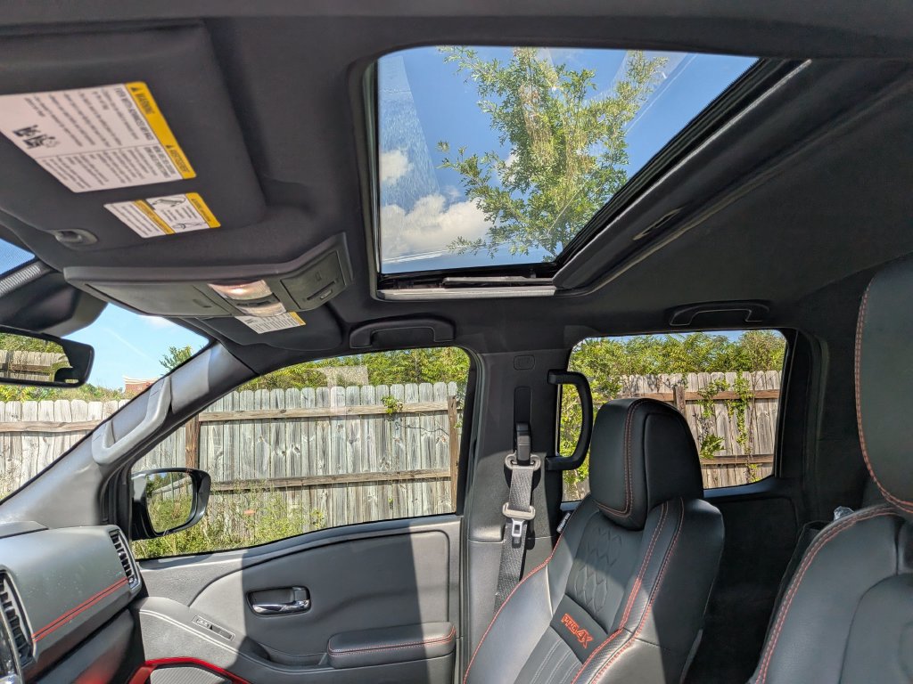 Used 2023 Nissan Frontier PRO-4X w/ Pro-4X Premium Package AWD/4WD image 25