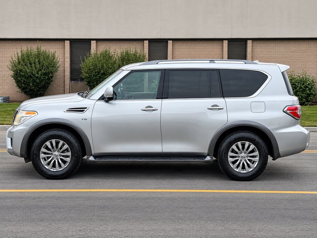 Used 2018 Nissan Armada SV w/ Driver Package AWD/4WD image 2