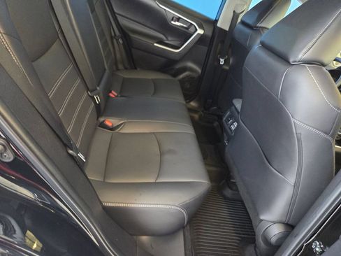 Used 2022 Toyota RAV4 XLE Premium AWD/4WD image 26