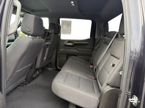 Used 2022 GMC Sierra 1500 Elevation w/ LPO, Elevation Black Package image 16