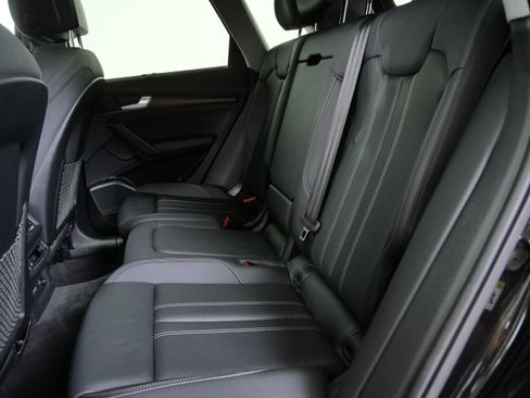 Used 2023 Audi Q5 2.0T Prestige w/ Prestige Package AWD/4WD image 17
