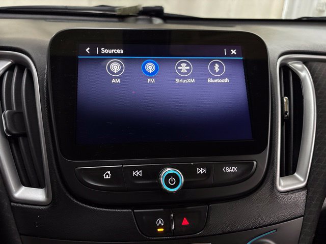 Used 2022 Chevrolet Malibu LT FWD image 29