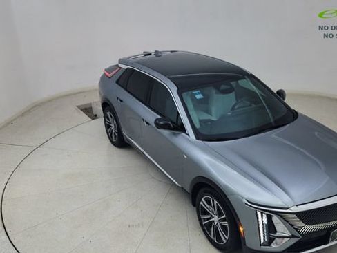 Used 2024 Cadillac Lyriq Luxury AWD/4WD image 78