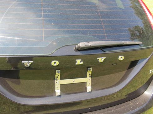 Used 2018 Volvo V60 T5 Dynamic w/ Vision Package image 11