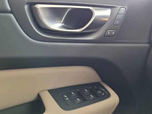 New 2026 Volvo XC60 B5 Plus w/ Protection Package Premier image 21