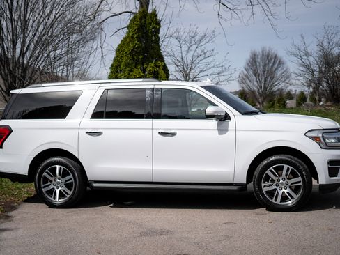 Used 2024 Ford Expedition Max Limited image 4