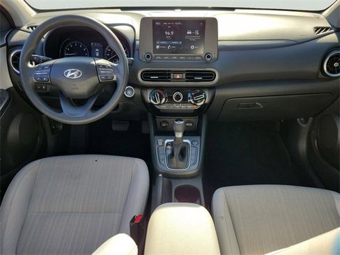 Used 2023 Hyundai Kona SEL image 11