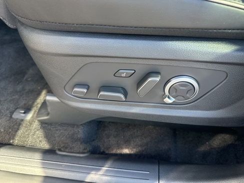 Used 2025 Hyundai Palisade Calligraphy image 30